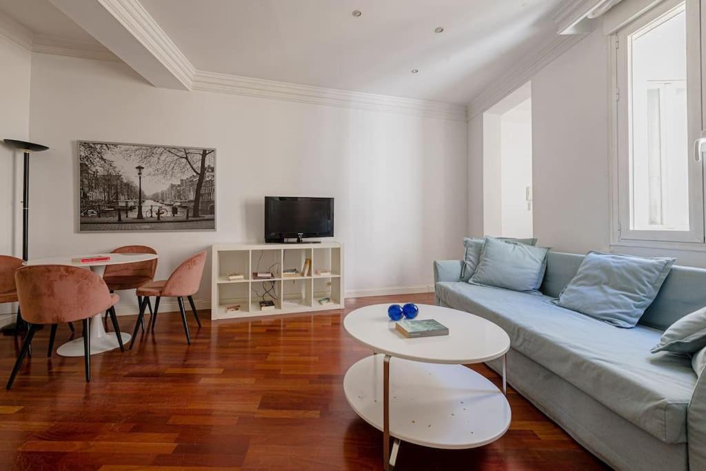 Modern Apartment In Chueca Inf3Iz4 Madrid Exterior photo